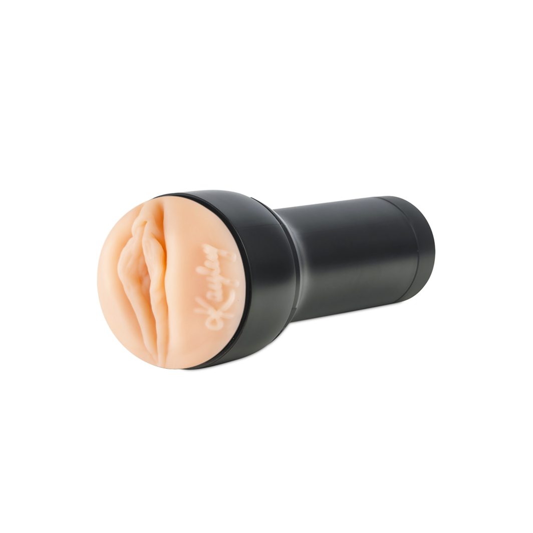 FEEL KAYLEY GUNNER BY KIIROO