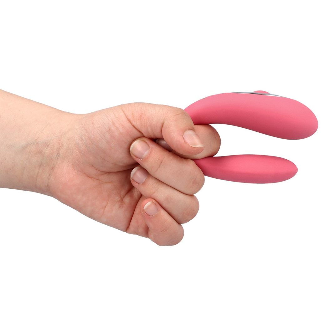 A4 REMOTE CONTROLLED G-SPOT & CLITORIAL VIBRATOR